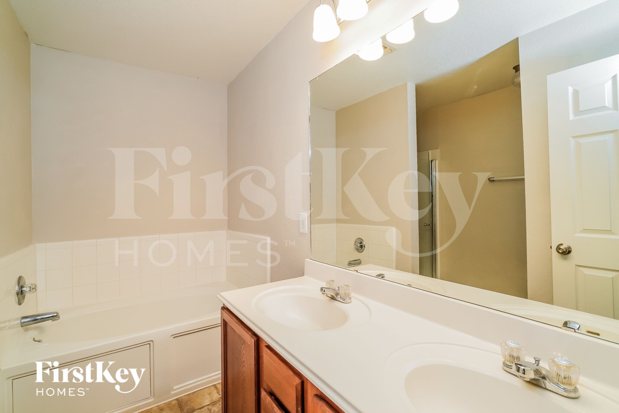 Building Photo - 10115 Red Iron Creek