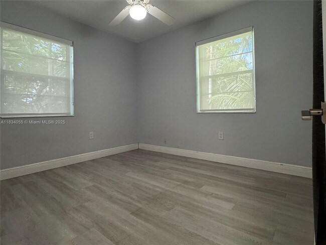 Building Photo - 7865 SW 57th Ave