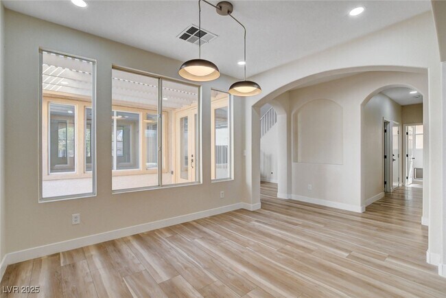 Building Photo - 177 Rocky Star St