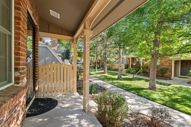 Building Photo - 7731 S Curtice Way