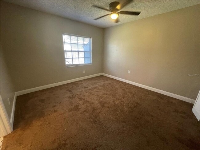 Building Photo - 10204 N Edison Ave