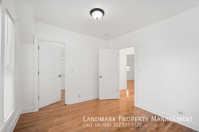 Building Photo - 806 S Taylor Ave