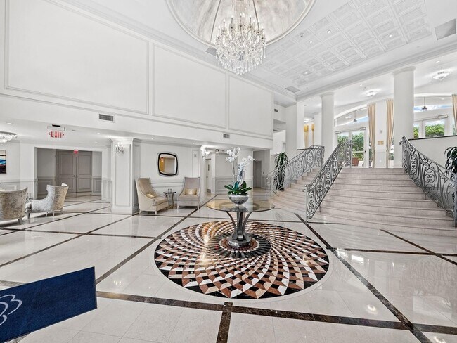 Building Photo - 2110 N Ocean Blvd