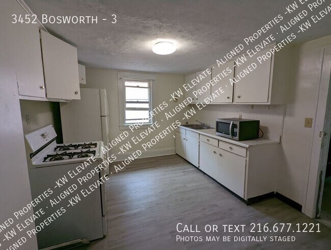 Building Photo - 3452 Bosworth-3
