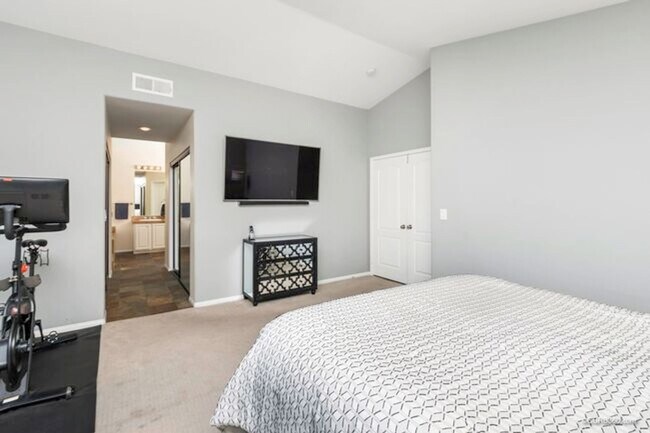 Building Photo - Look no further than this Gorgeous 5 bedroom home in Carlsbad with views for miles.