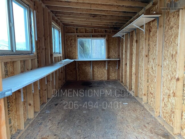 Building Photo - Amazing 4 bed, 2 bath house in Renton. AVAILABLE NOW!