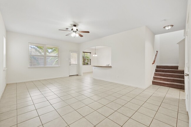 Building Photo - 10913 Panther Ct