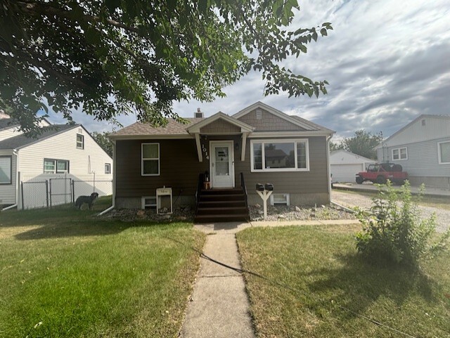 Primary Photo - 1014 Avenue D Ave
