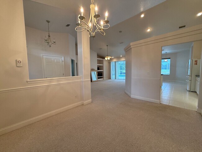 Building Photo - Lake Diamond Golf and County Club Pool Hom...