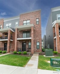 Building Photo - 5004 Daggett Ave