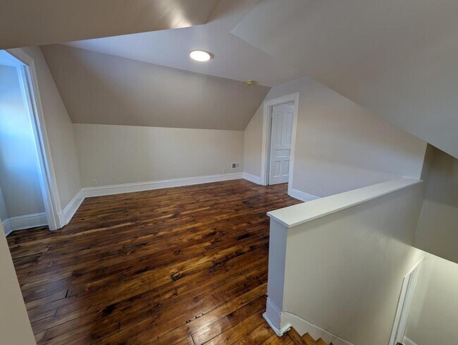 Building Photo - 7409 Idlewild St