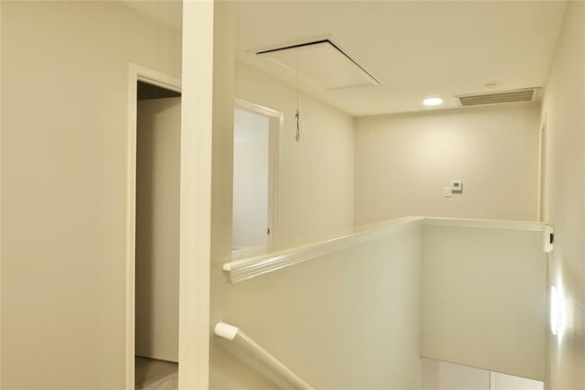 Building Photo - 23902 Spring Way Dr