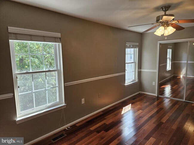 Building Photo - 3332 Piney Ridge Ct