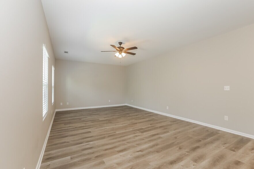 Building Photo - 708 Nonsuch Ct