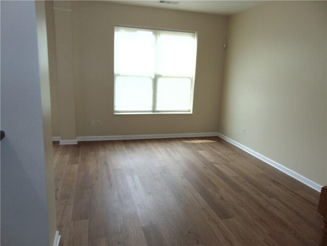 Building Photo - 5227 Mill Way