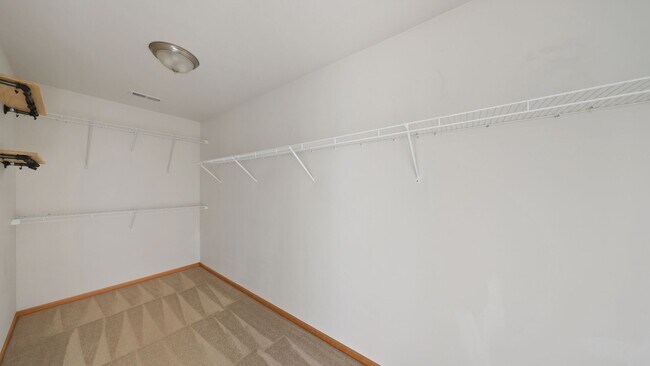 Building Photo - 3 Bed 2.5 Bath - Fireside - NAS Whidbey - Groups