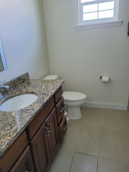 Bathroom LG - 116 Sunrise Hill Ln