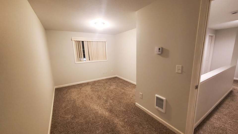 Bedroom for rent - 14603 SE 7th Way