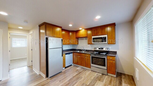 Building Photo - 2301 S 74th St
