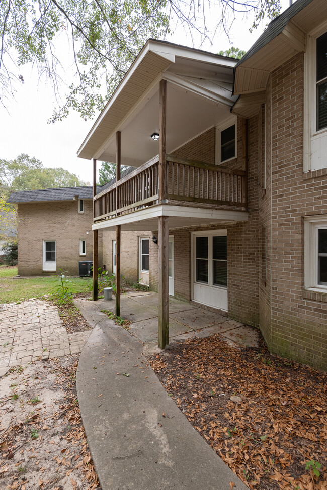 Building Photo - 2960 Tripp Ln