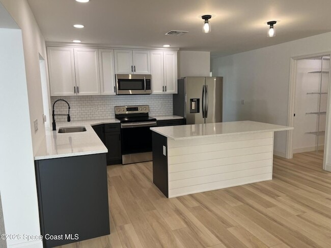 Building Photo - 751 Burman Ln NE