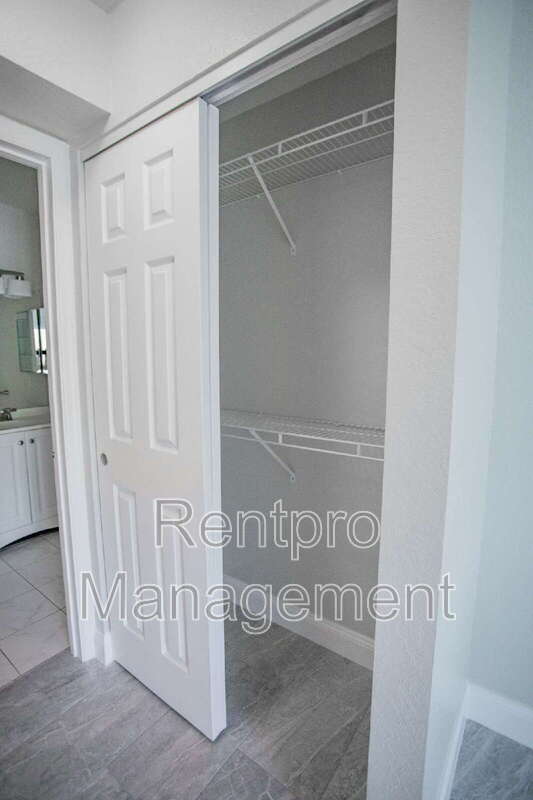 Building Photo - 850 S Tamiami Trl