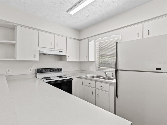 Building Photo - 14080 SE 46th Ave