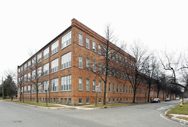 Primary Photo - Woodcraft Square Senior Apartments