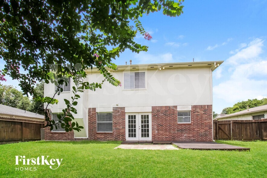 Building Photo - 18030 June Forest Dr