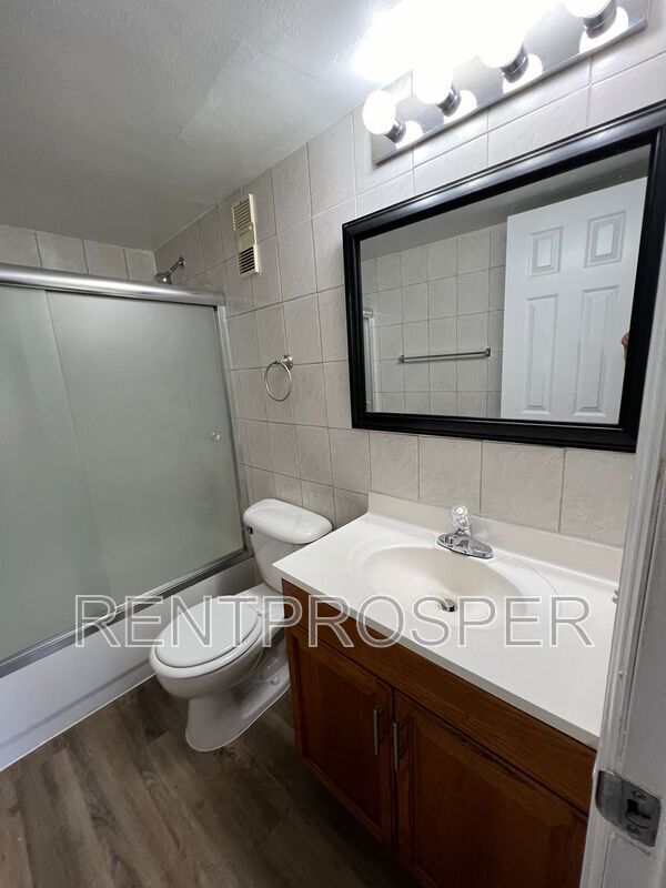 Building Photo - 3242 S Semoran Blvd