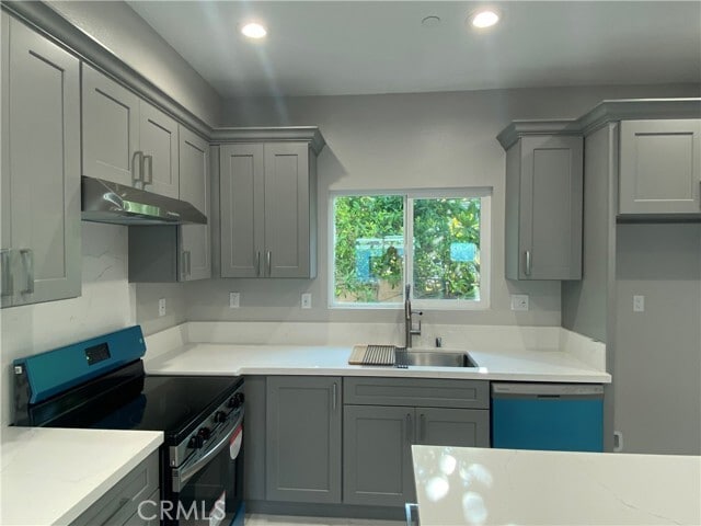 Building Photo - 15869 Las Flores St
