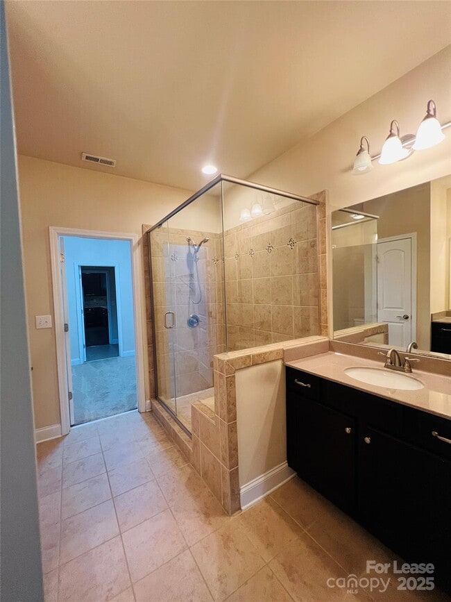 Building Photo - 2223 Eversham Dr NW