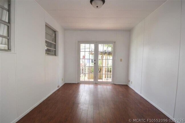 Building Photo - 8608 SW 17th St