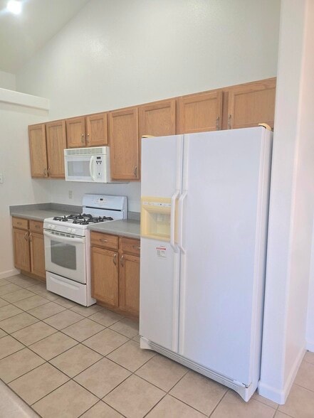 Building Photo - 1335 Monument Ct