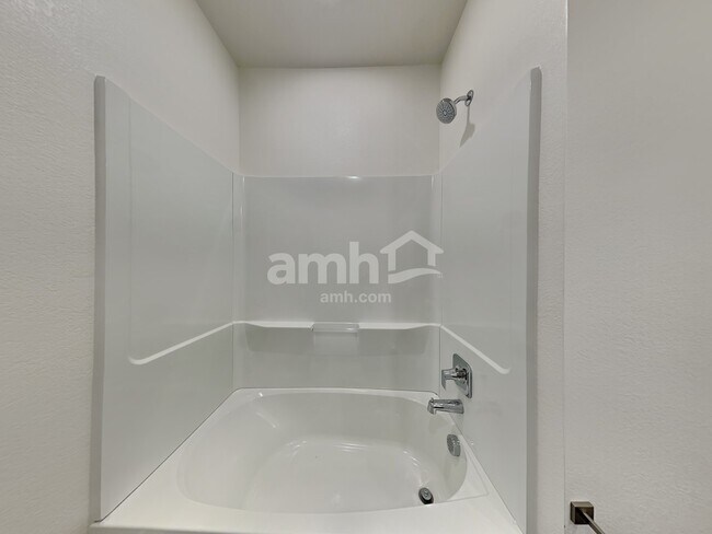 Building Photo - 3921 Wyedale Wy