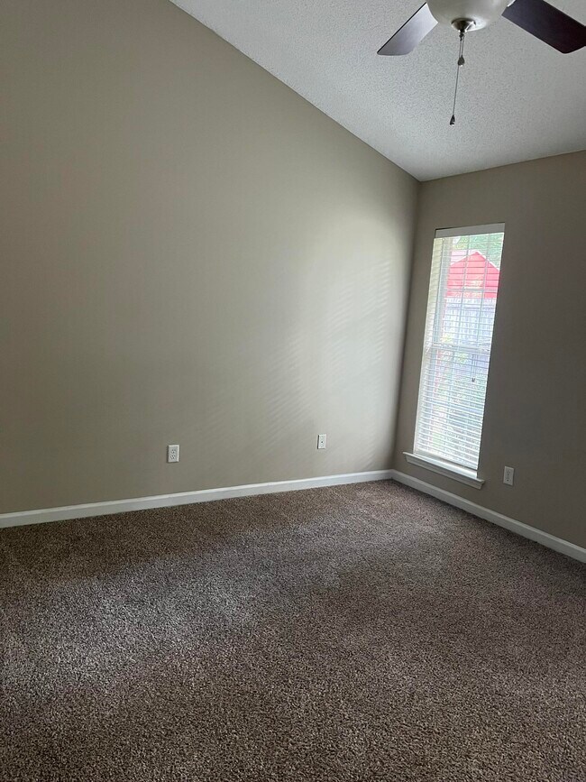 Building Photo - 11696 Accord Cove
