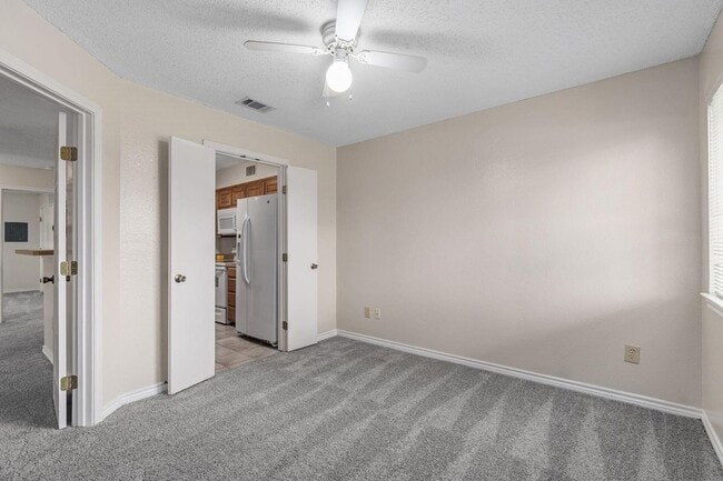 Building Photo - 1712 Baird Farm Cir