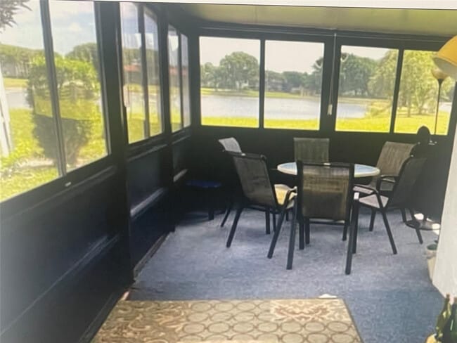 Building Photo - 5675 Northpointe Ln