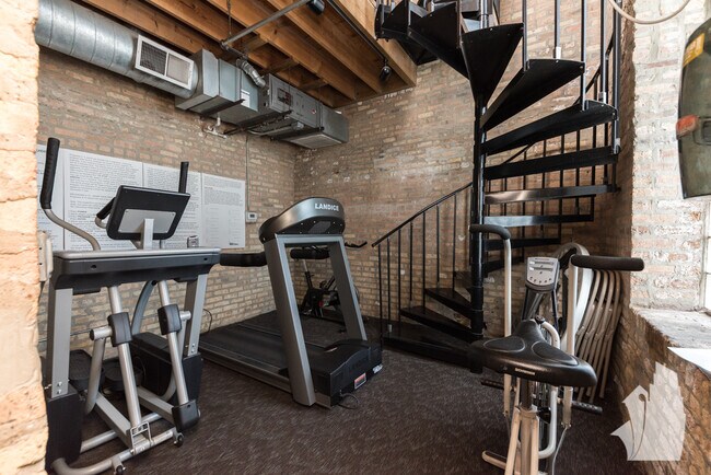 Building Photo - 2300 West Wabansia-326