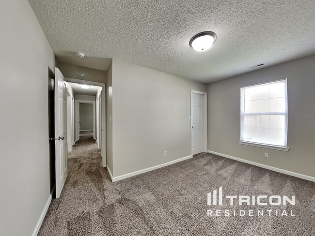 Building Photo - 5103 Sandy Forge Dr
