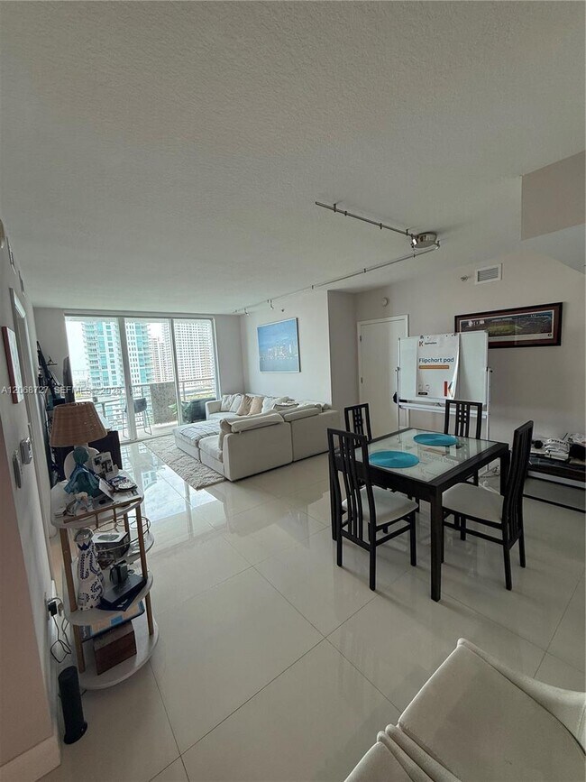 Building Photo - 335 S Biscayne Blvd