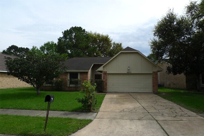 Building Photo - 14223 Whitecross Dr