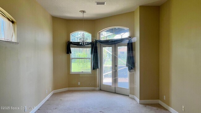 Building Photo - 2304 Addington Ct