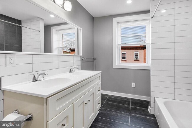 Building Photo - 2125 N 20th St