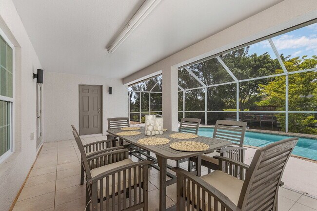 Building Photo - 2211 Surfside Blvd