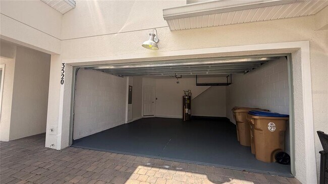 Building Photo - 3520 Beau Rd