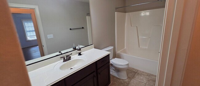 Building Photo - Beautiful Home with a full in law suite in Lewisville