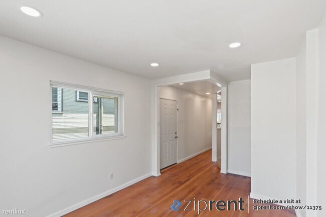 Building Photo - 3 br, 1 bath House - 669 33rd Street, Oakl...