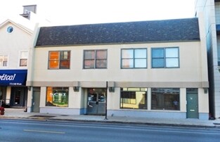 Building Photo - 2740 N Lincoln Ave