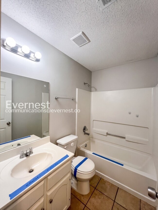 Building Photo - 4286 Brighton Dr